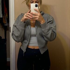 Uniqlo Cropped Grey Hoodie